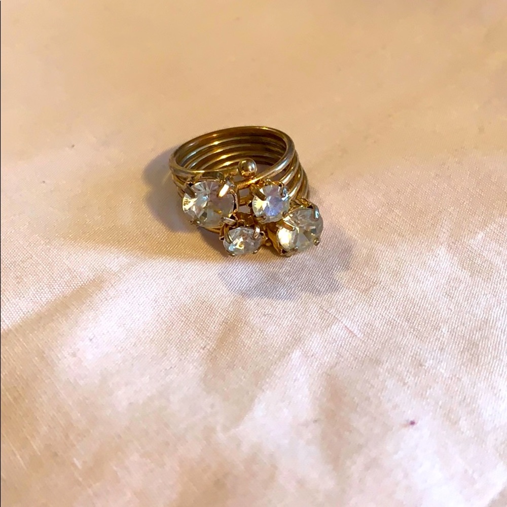 Gold ring with diamonds